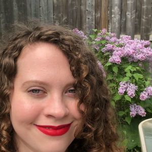 Meet your Posher, Chloé